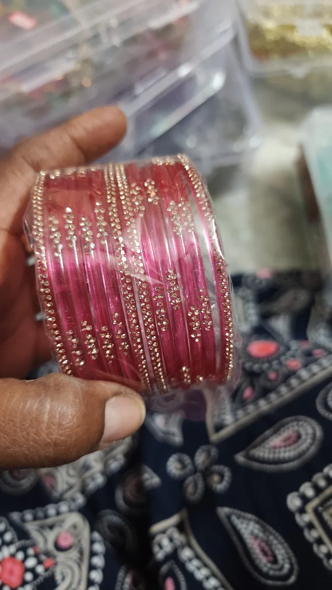 Fancy bangles pink  - Image 1